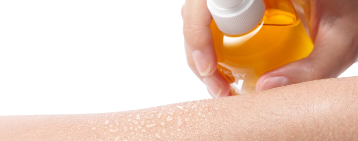 распылите средство