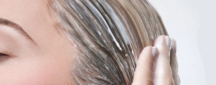 распылите средство