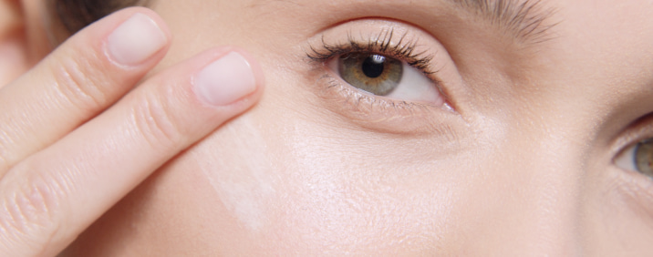 нанесите на все лицо