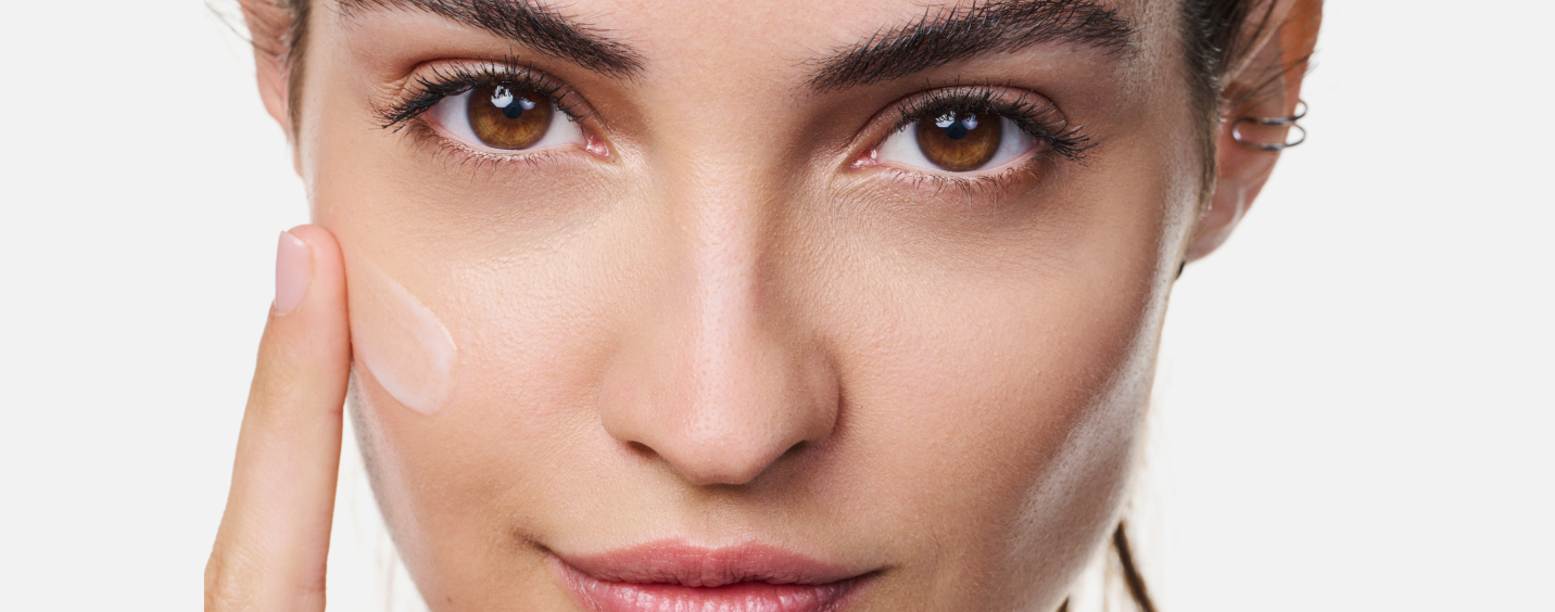 нанесите на все лицо