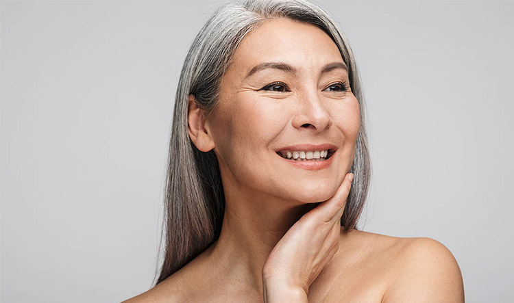 Как подобрать крем для лица против старения кожи