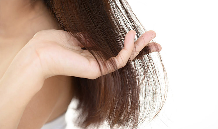 Как ухаживать за пористыми волосами?