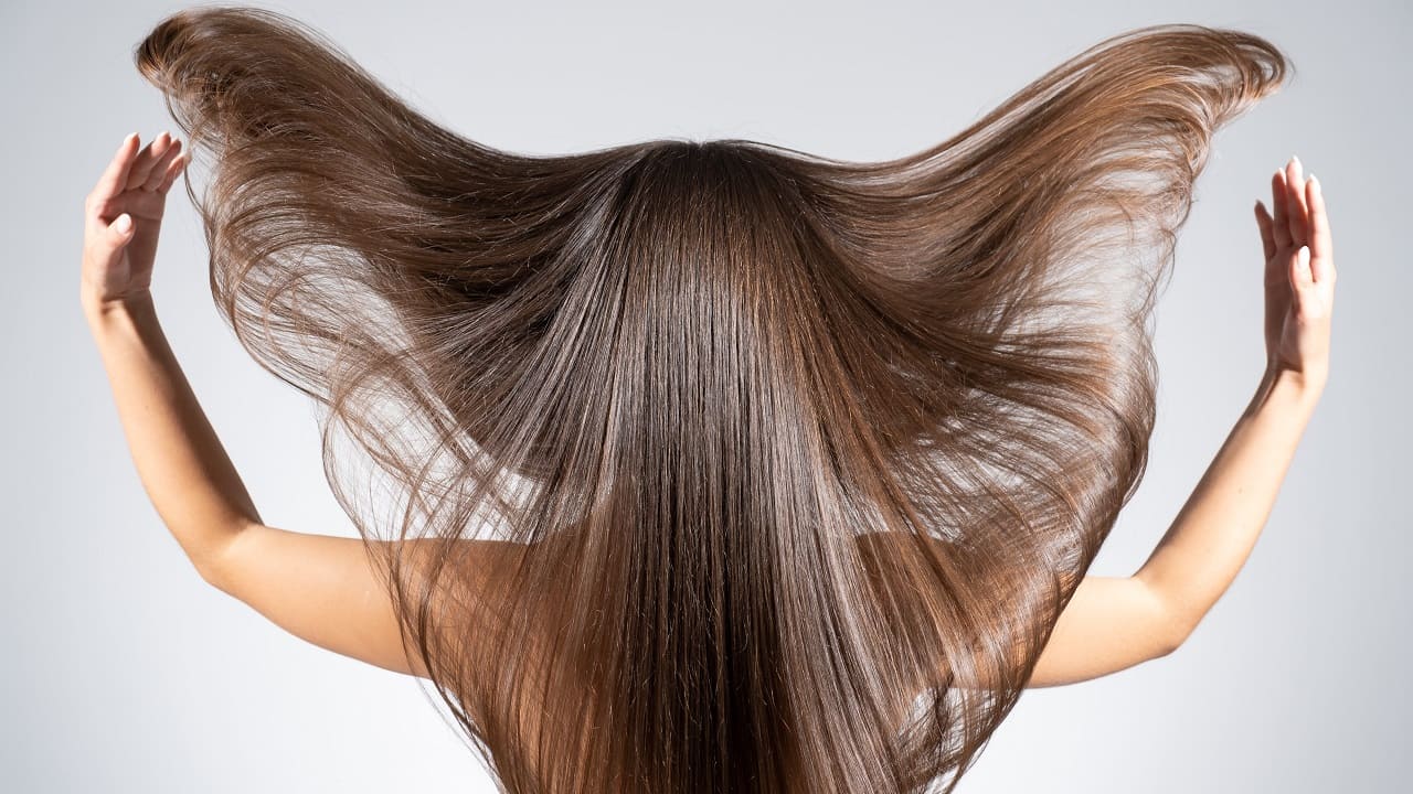 Андрогенетическая алопеция: как предотвратить выпадение волос у мужчин и женщин