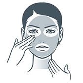 Нанесите содержимое ампулы на шею и лицо